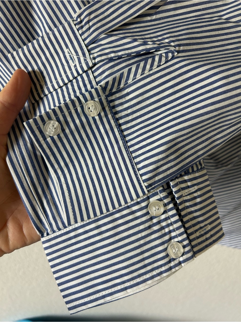 Finley Gathered Waist Navy Striped Button Down Shirt Blouse Size S - Picture 7 of 8